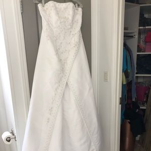 David’s Bridal wedding dress